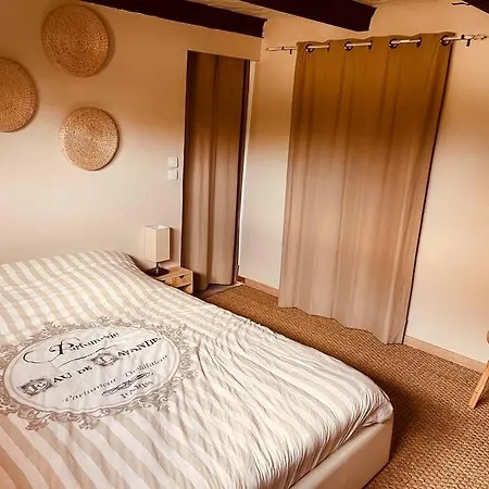 Individuelle Familiale 4 A 12 Couchages *
